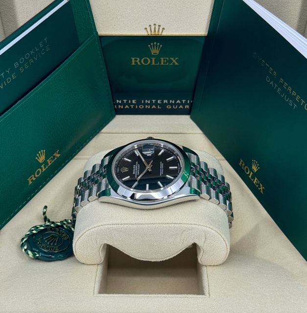 Rolex Datejust 41 126300 Image 2